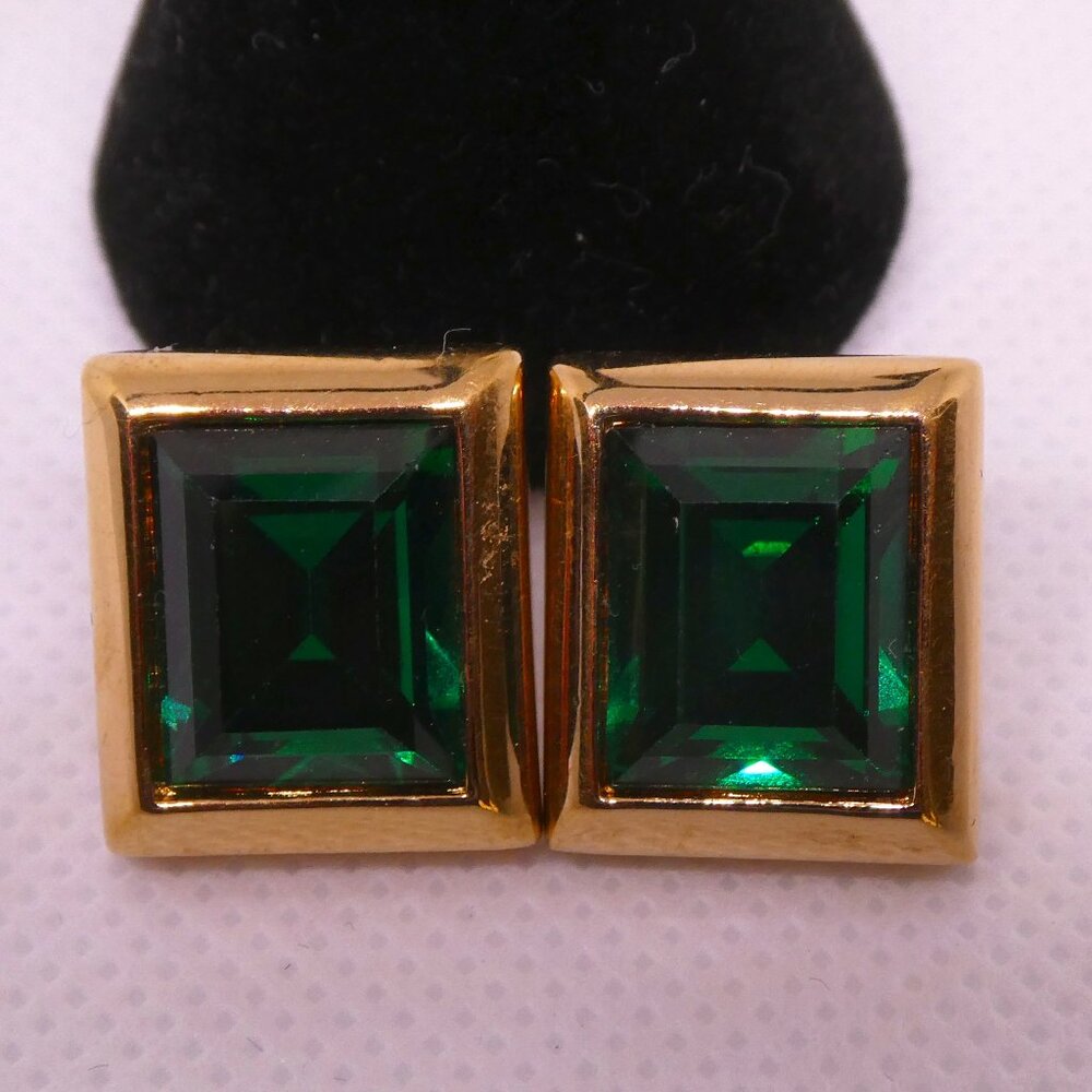 Vintage S.A.L Pierced Earrings Gold Tone Green Crystal